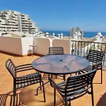 2 Bed. Amazing Sea Views