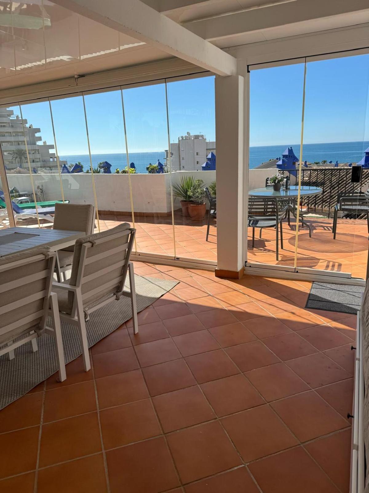2 Bed. Amazing Sea Views Benalmádena