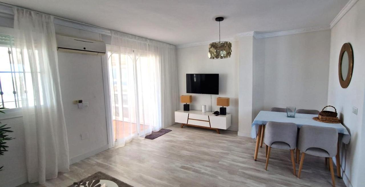 2 Bed. Amazing Sea Views *